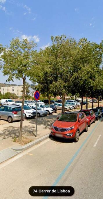 Nice Apartment In Barcelona By Perita Next Metro St T1 Екстер'єр фото